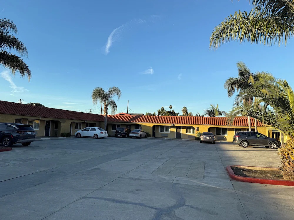 Rocky Inn Motel
