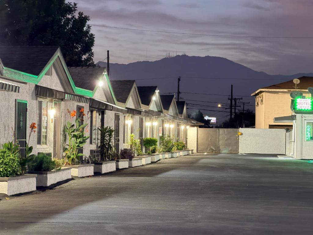Scenic Motel